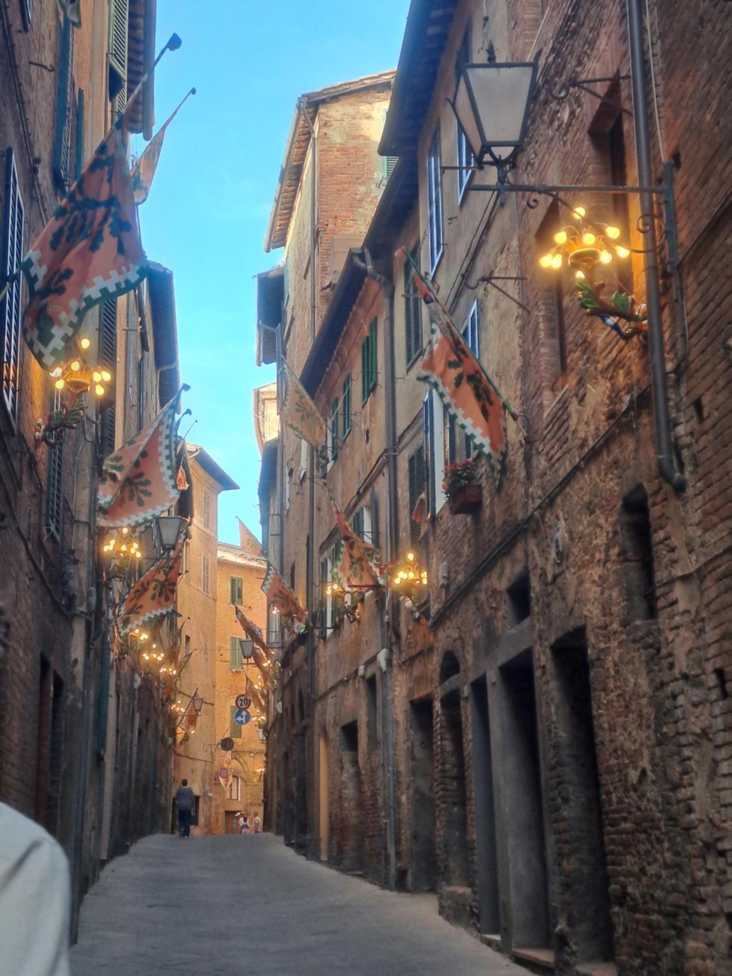 La Bomboniera Di Siena Apartment Luaran gambar